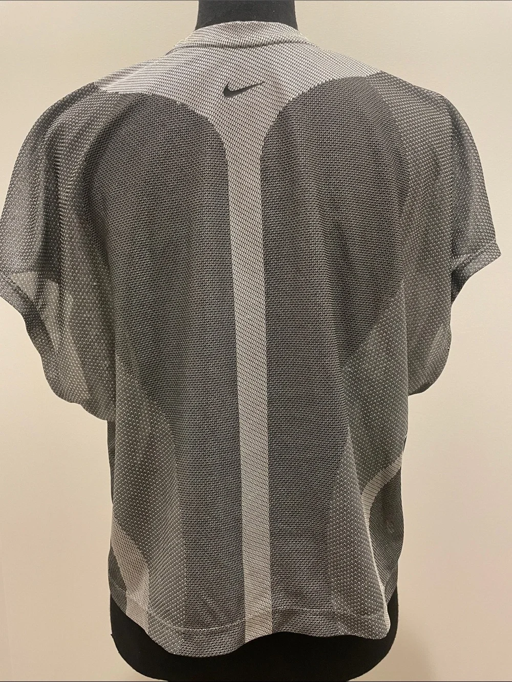 Nike Grey & White Short Sleeve Performance Tee